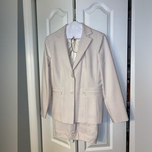 Larry Levine Suit Size 8